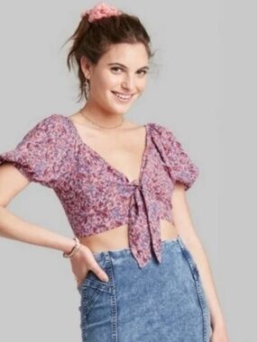 NWT Purple Floral Puff Short Sleeve Crop Top Large Wild Fable Peasant Ditsy